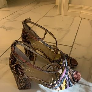 Vince camuto snakeskin multicolor heel